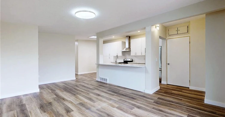 UPPER-65 Fielding Crescent, Hamilton, ON, L8V 2P3 - 10