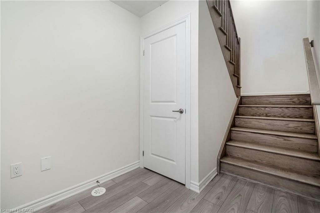 39-305 Garner Road W, Hamilton, ON, L9G 5E6 - 9