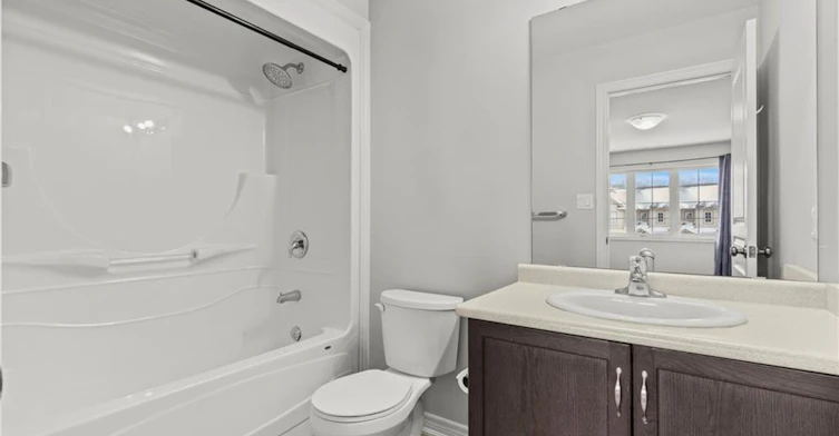 Main-141 Winterberry Boulevard, Thorold, ON, L2V 5G6 - 19
