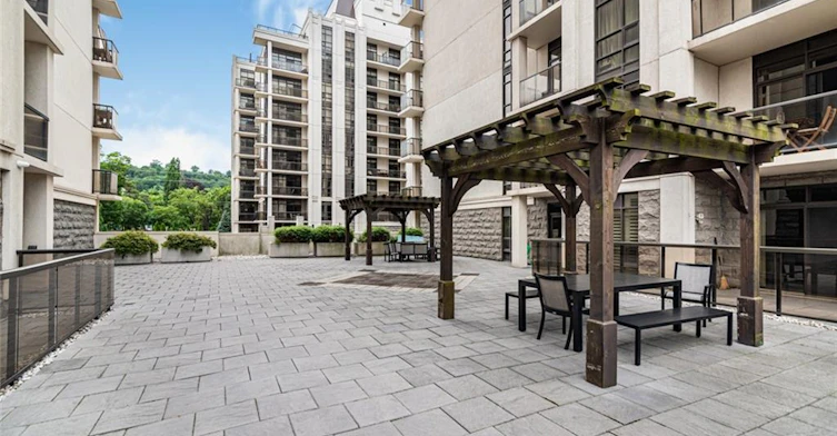 1009-81 Robinson Street, Hamilton, ON, L8P 0C2 - 38