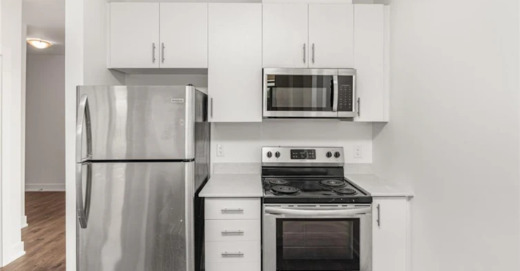 1009-81 Robinson Street, Hamilton, ON, L8P 0C2 - 13