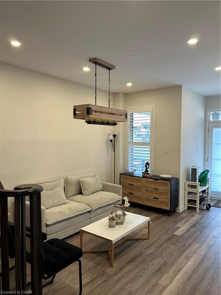 51 Magdalena Street, Hamilton, ON, L8J 0M3 - 2