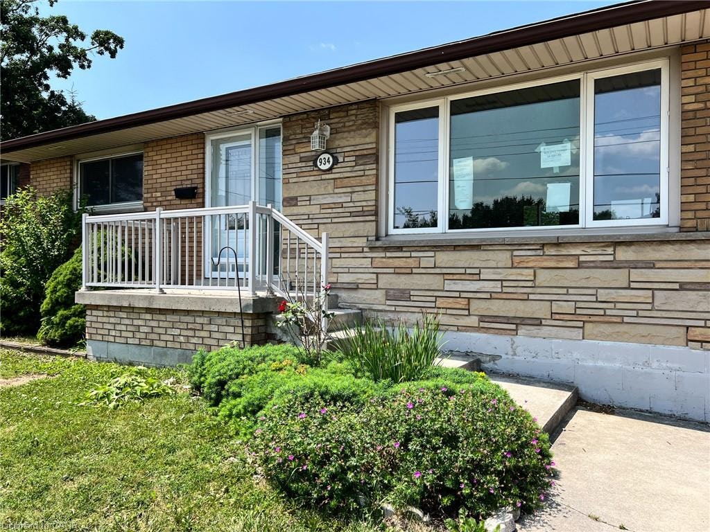 1-934 Upper Ottawa Street, Hamilton, ON, L8T 3V7