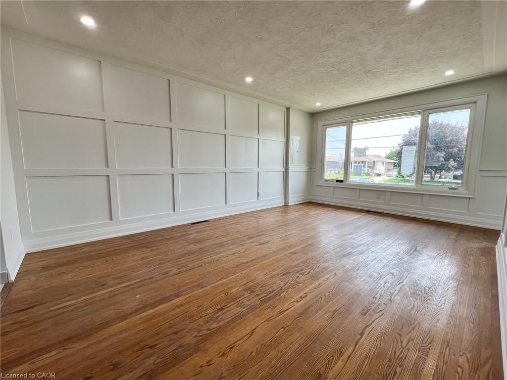 1-934 Upper Ottawa Street, Hamilton, ON, L8T 3V7 - 2