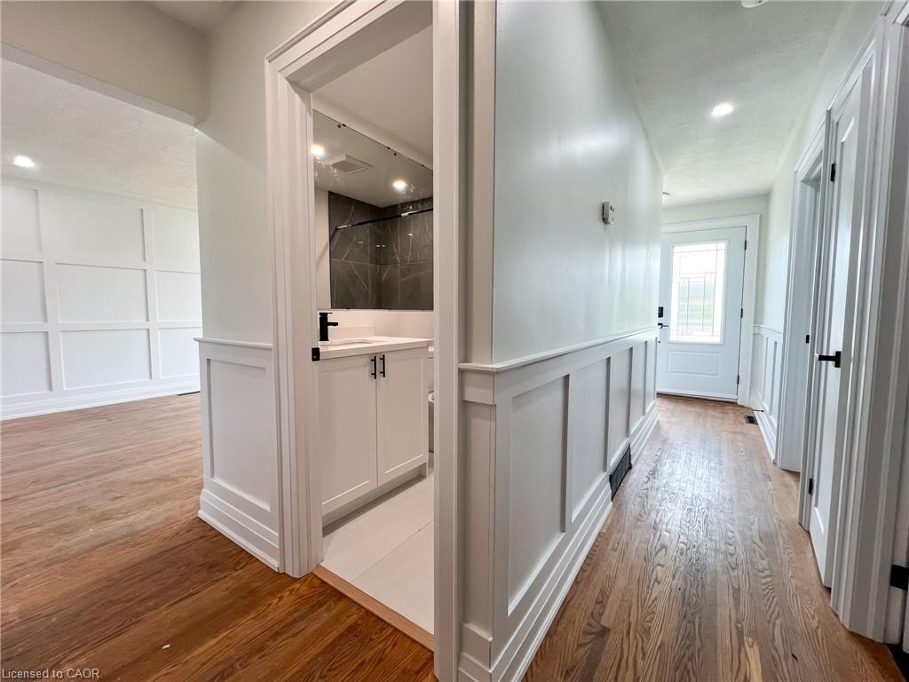 1-934 Upper Ottawa Street, Hamilton, ON, L8T 3V7 - 8