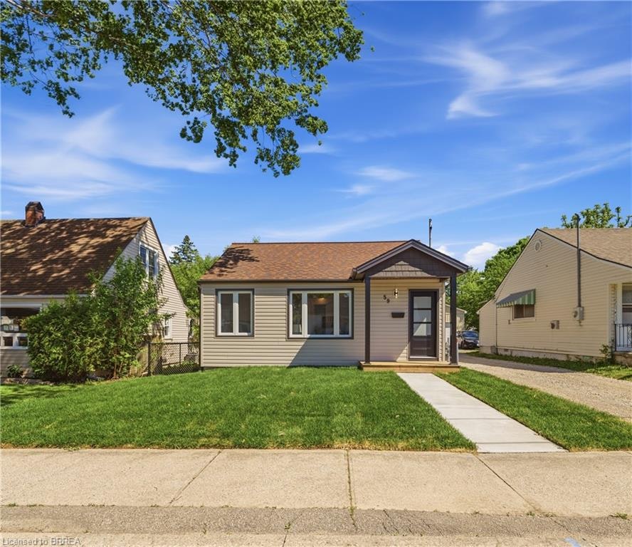 59 Salisbury Avenue, Brantford, ON, N3S 1M8
