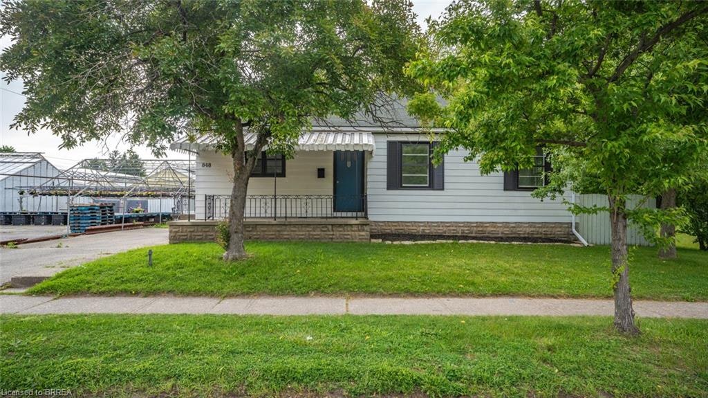 848 Colborne Street E, Brantford, ON, N3S 3S9 - 2