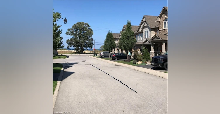 53-515 Winston Road, Grimsby, ON, L3M 0C8 - 34