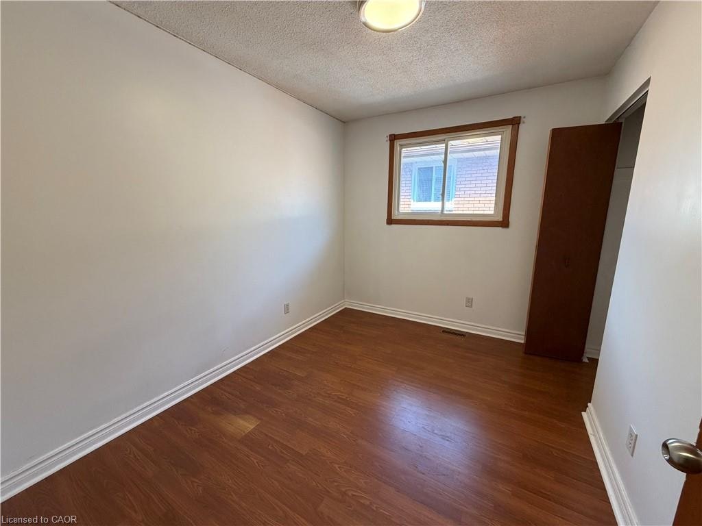 237 Veronica Drive, Kitchener, ON, N2A 2R8 - 12