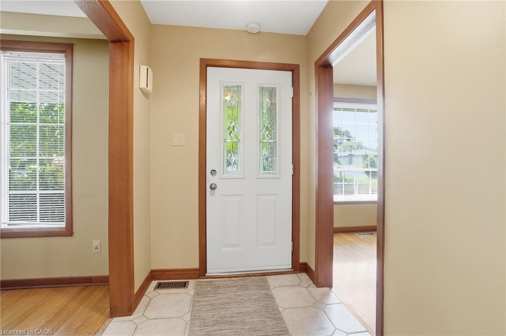 5155 Idlewood Crescent - 5
