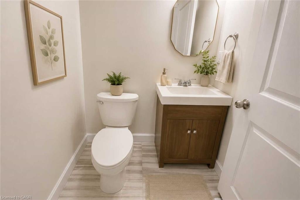 5 Rowanwood Street, Hamilton, ON, L8L 7H1 - 7