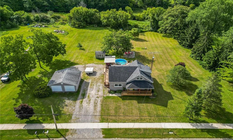 843 Lyons Creek Road