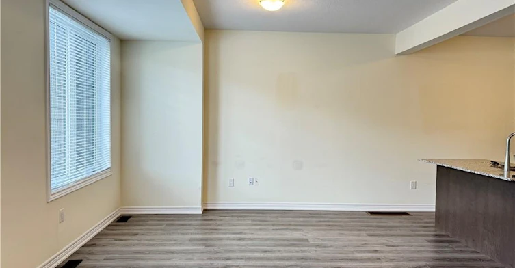 27-100 Hollywood Court, Cambridge, ON, N1R 0C5 - 5