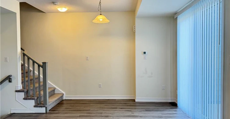 27-100 Hollywood Court, Cambridge, ON, N1R 0C5 - 3