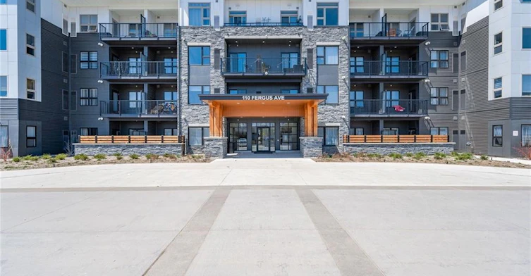 126-110 Fergus Avenue, Kitchener, ON, N2A 0K9