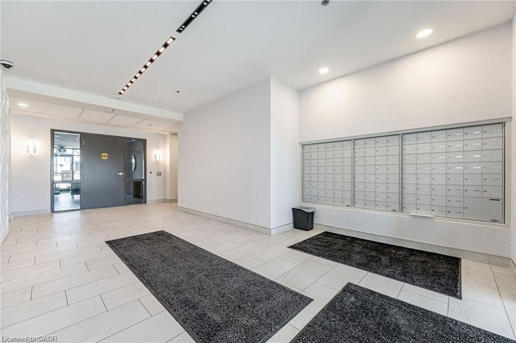 126-110 Fergus Avenue, Kitchener, ON, N2A 0K9 - 4