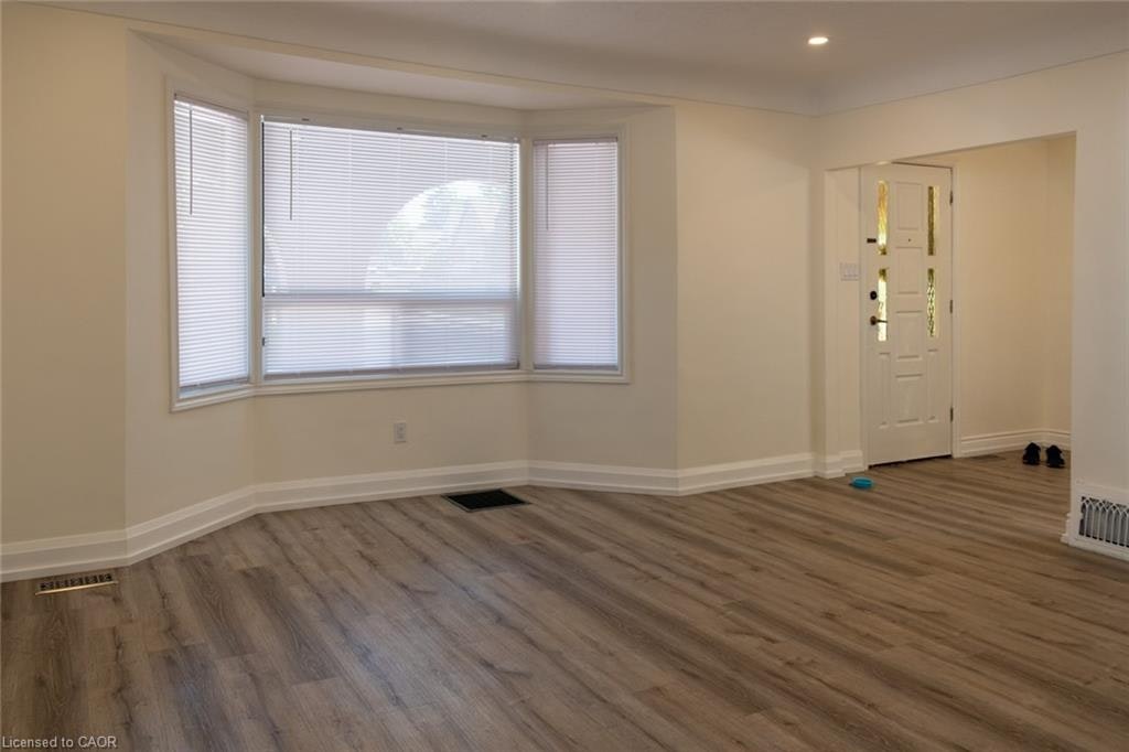 Upper-359 Queensdale Avenue E, Hamilton, ON, L9A 1L5 - 10