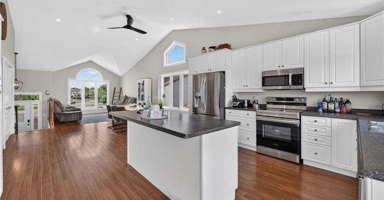 86 Golden Acres Drive, West Lincoln, ON, L0R 2A0 - 25