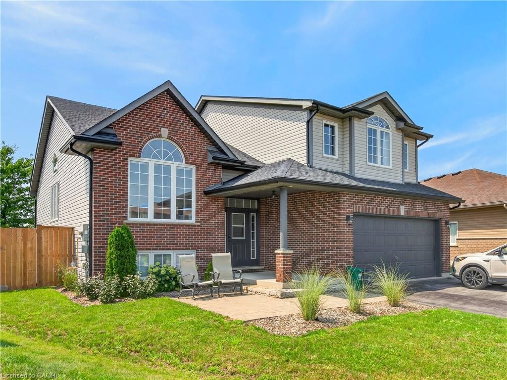 86 Golden Acres Drive, West Lincoln, ON, L0R 2A0