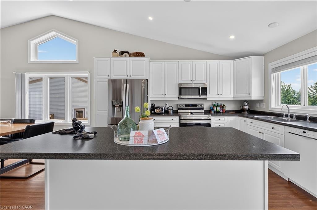 86 Golden Acres Drive, West Lincoln, ON, L0R 2A0 - 26