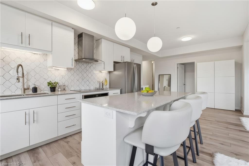 312-251 Northfield Drive E, Waterloo, ON, N2K 0G9