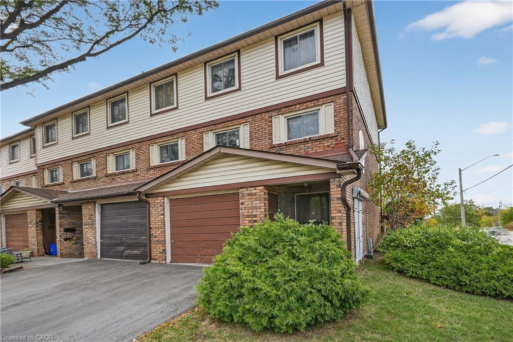 1-34 Bow Valley Drive, Hamilton, ON, L8E 3L4
