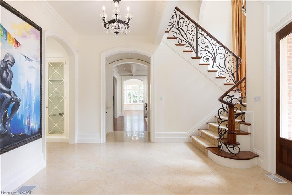 1081 Argyle Drive, Oakville, ON, L6J 1A9 - 4