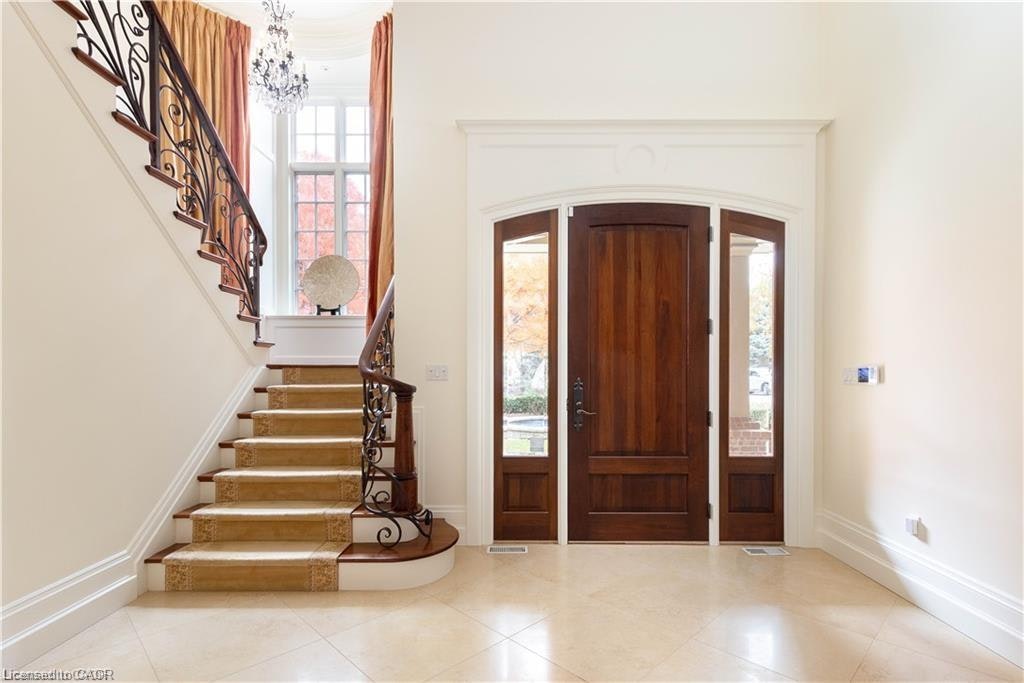 1081 Argyle Drive, Oakville, ON, L6J 1A9 - 3
