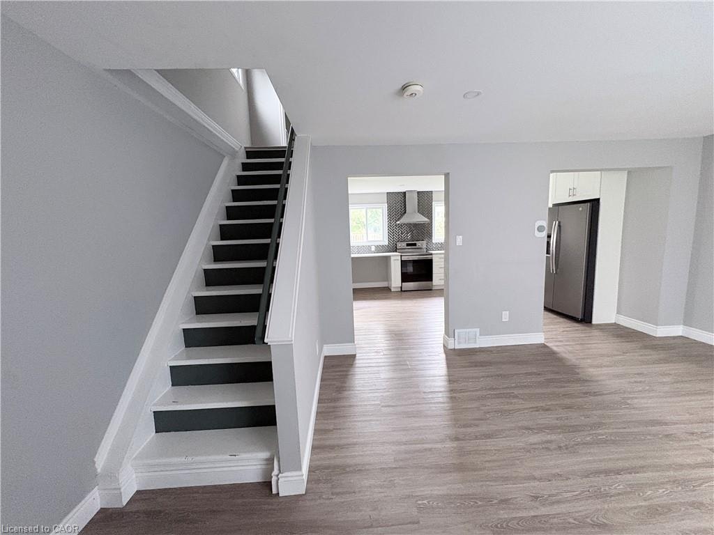 216 Brunswick Crescent, London, ON, N6G 3L2 - 6