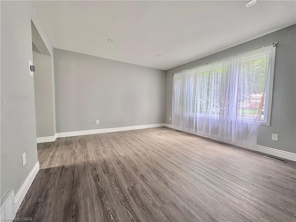 216 Brunswick Crescent, London, ON, N6G 3L2 - 4