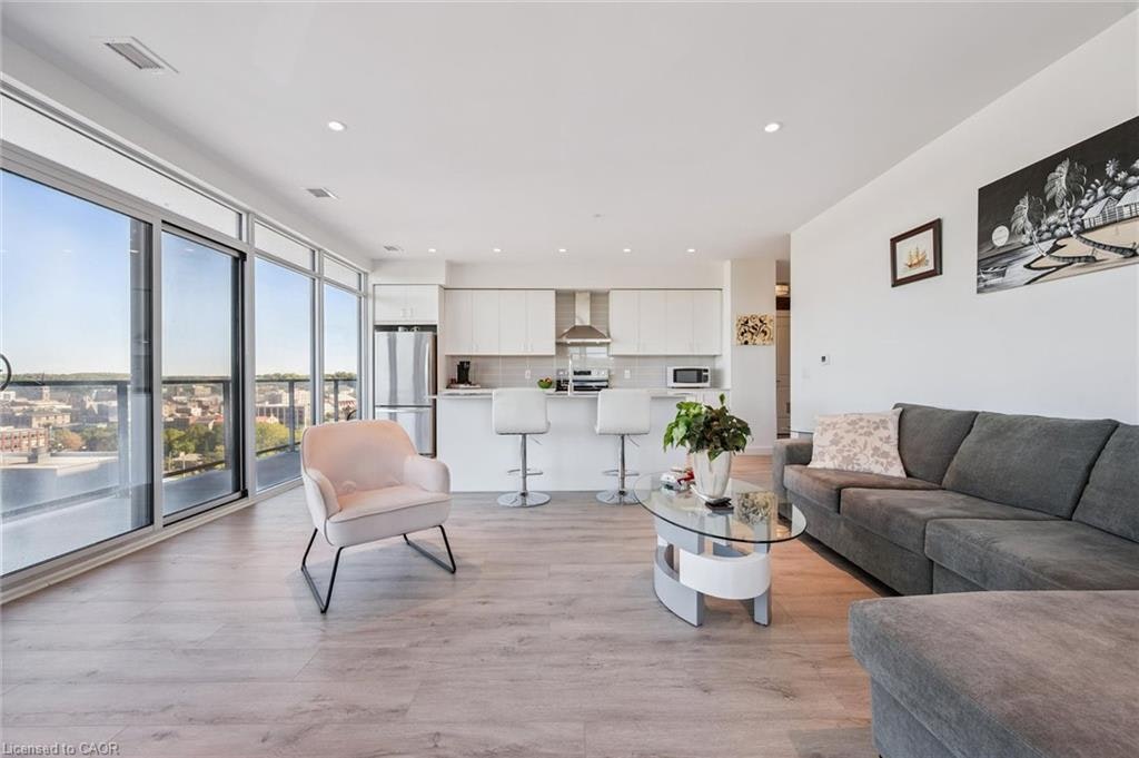 902-15 Glebe Street, Cambridge, ON, N1S 0C3