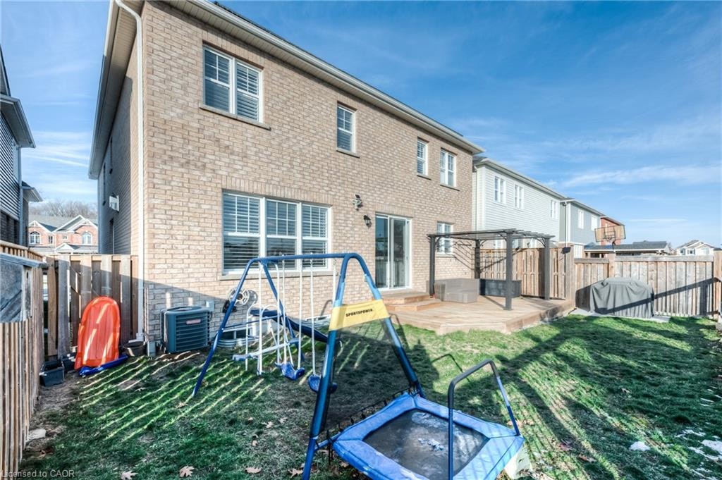 285 Seabrook Drive, Kitchener, ON, N2R 0G3 - 39