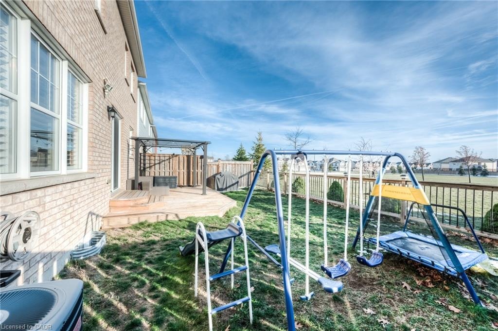 285 Seabrook Drive, Kitchener, ON, N2R 0G3 - 37