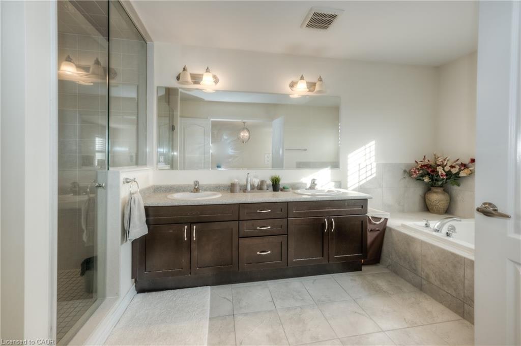 285 Seabrook Drive, Kitchener, ON, N2R 0G3 - 25