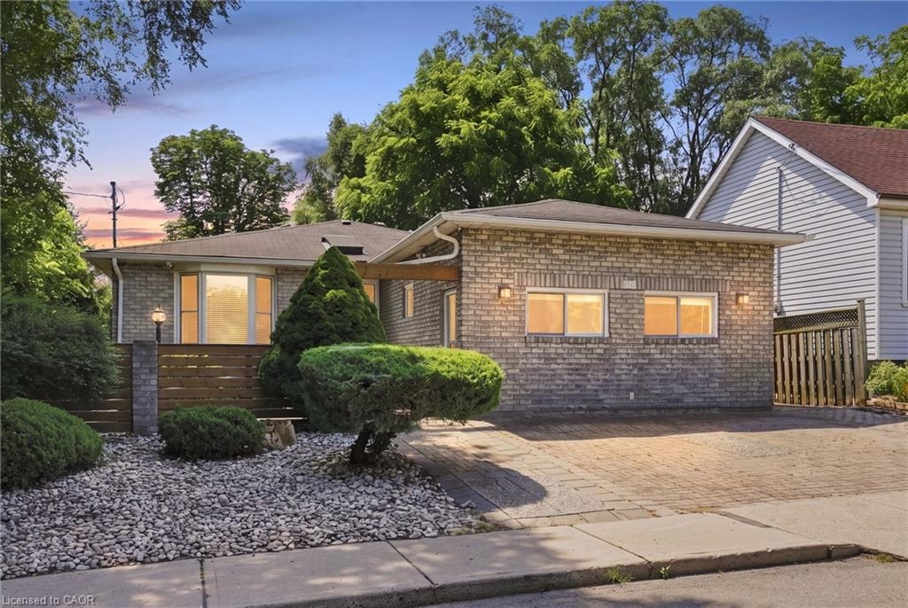 24 Hill Street, Hamilton, ON, L8P 1W7