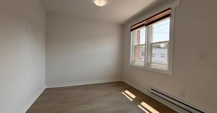 1-757 Barton Street E, Hamilton, ON, L8L 3A9 - 4