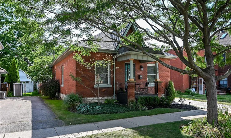 229 Brock Street