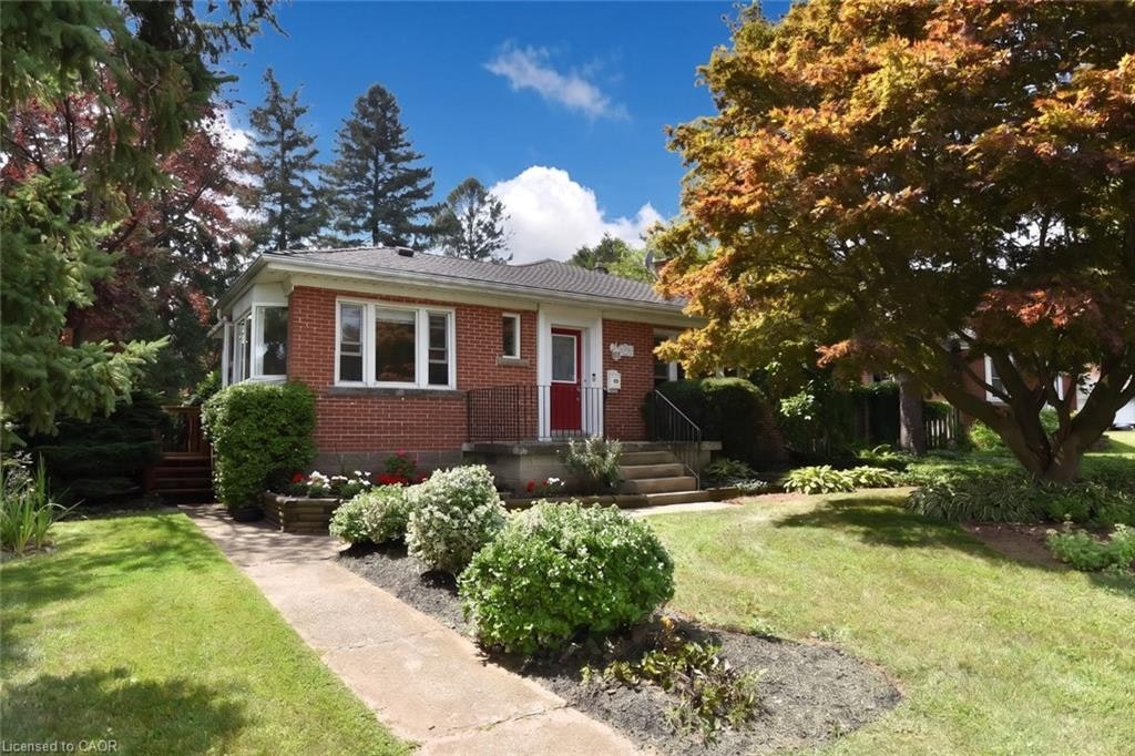 936 Boothman Avenue, Burlington, ON, L7T 1P6