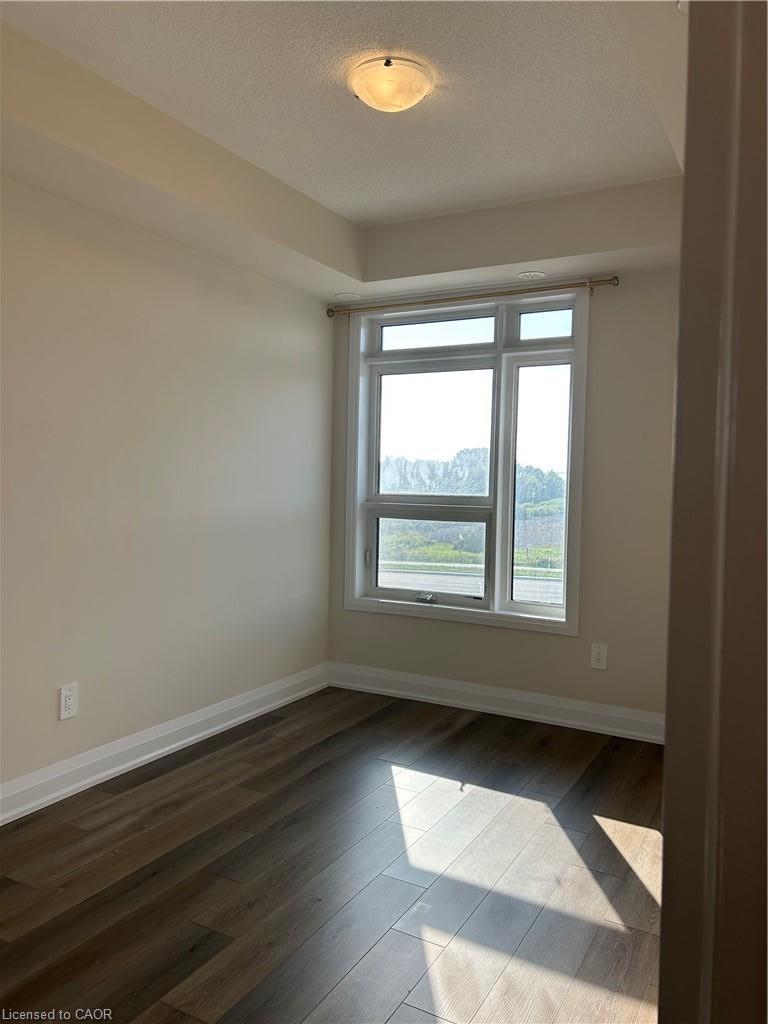 106-1581 Rose Way, Milton, ON, L7M 0L8 - 14