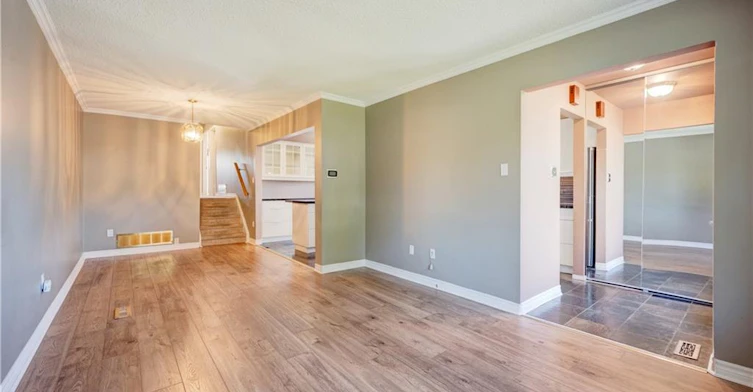 44 Marblehead Crescent, Brampton, ON, L6S 2V1 - 2