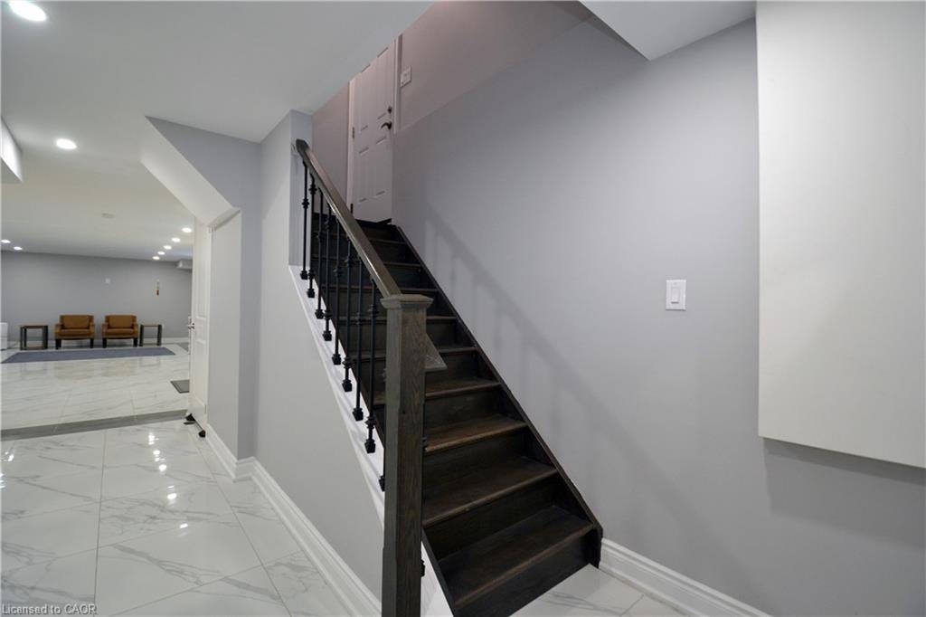 92 Nashville Circle, Hamilton, ON, L8G 5H2 - 4