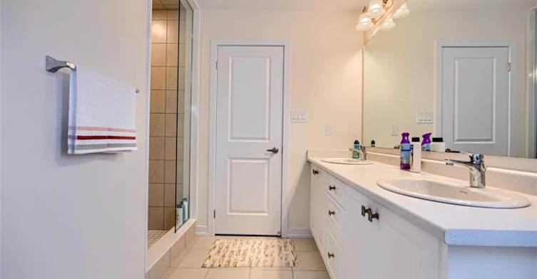 27 Garland Avenue, Cambridge, ON, N1T 0E7 - 31
