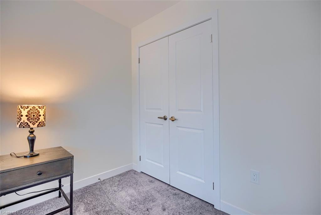 27 Garland Avenue, Cambridge, ON, N1T 0E7 - 39