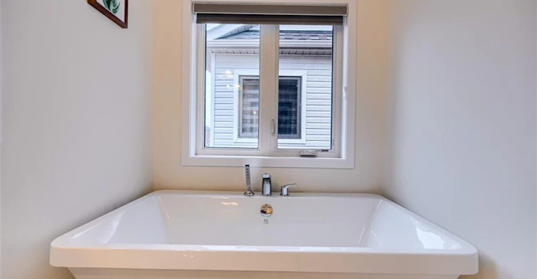 27 Garland Avenue, Cambridge, ON, N1T 0E7 - 33