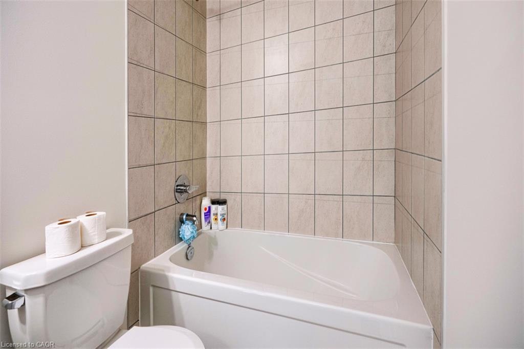 27 Garland Avenue, Cambridge, ON, N1T 0E7 - 44