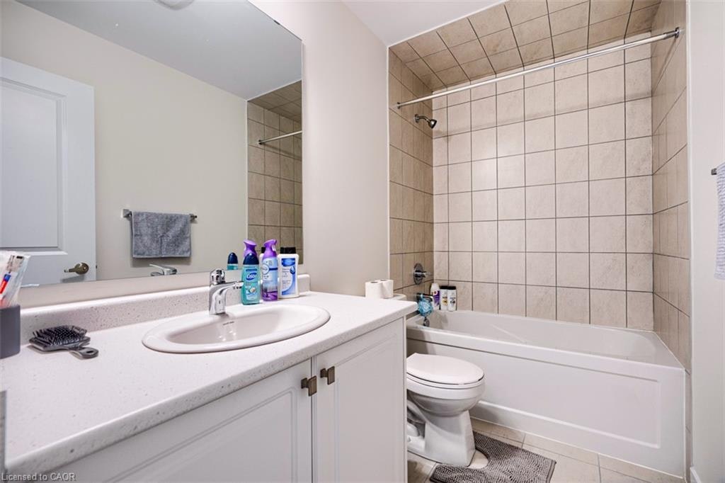 27 Garland Avenue, Cambridge, ON, N1T 0E7 - 43