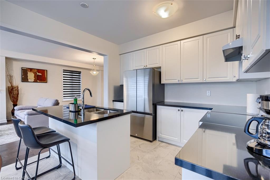 27 Garland Avenue, Cambridge, ON, N1T 0E7 - 18