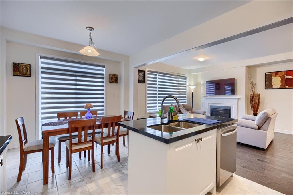 27 Garland Avenue, Cambridge, ON, N1T 0E7 - 19
