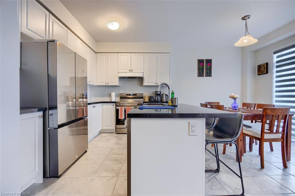 27 Garland Avenue, Cambridge, ON, N1T 0E7 - 16