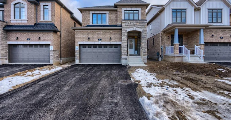 27 Garland Avenue, Cambridge, ON, N1T 0E7 - 2